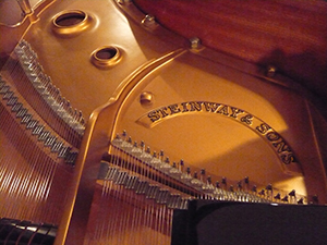 ピアノフレームのイメージ